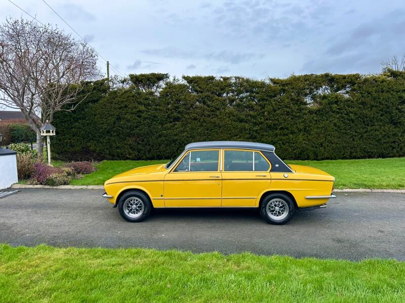 TRIUMPH DOLOMITE