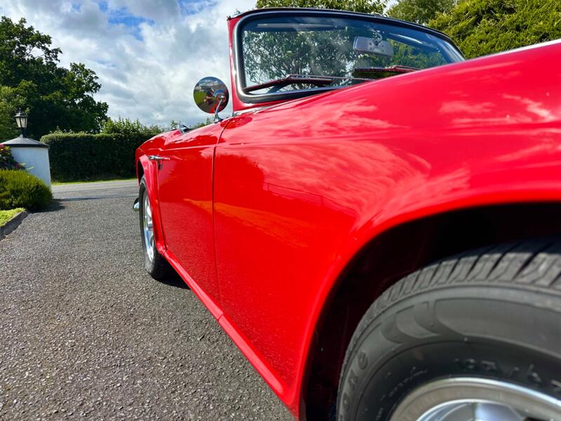 TRIUMPH TR4