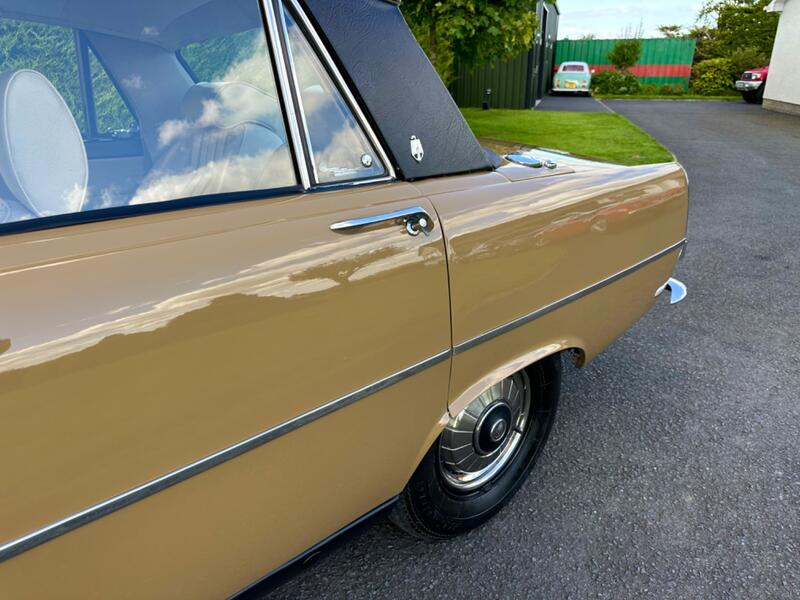 ROVER P6