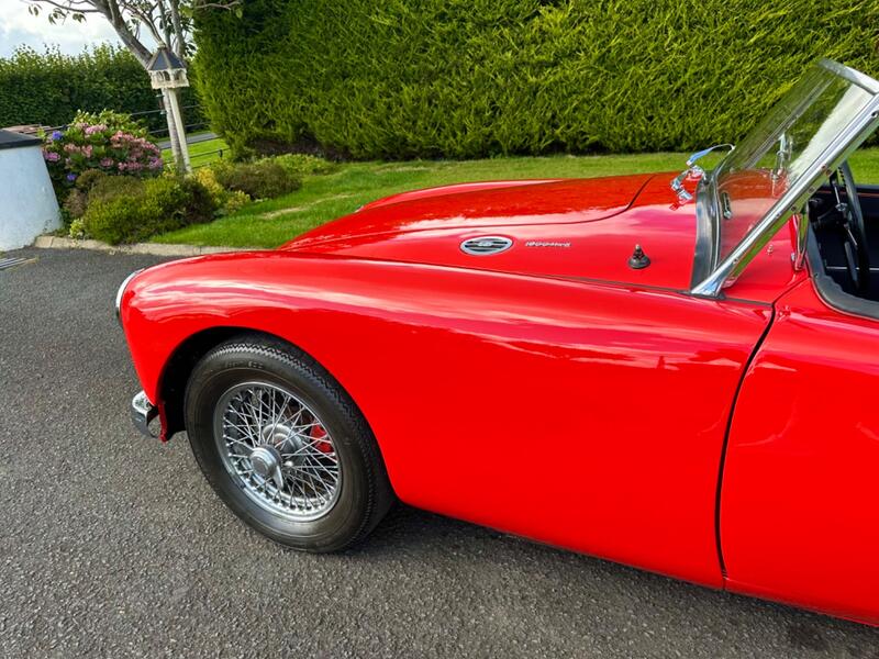 MG MGA