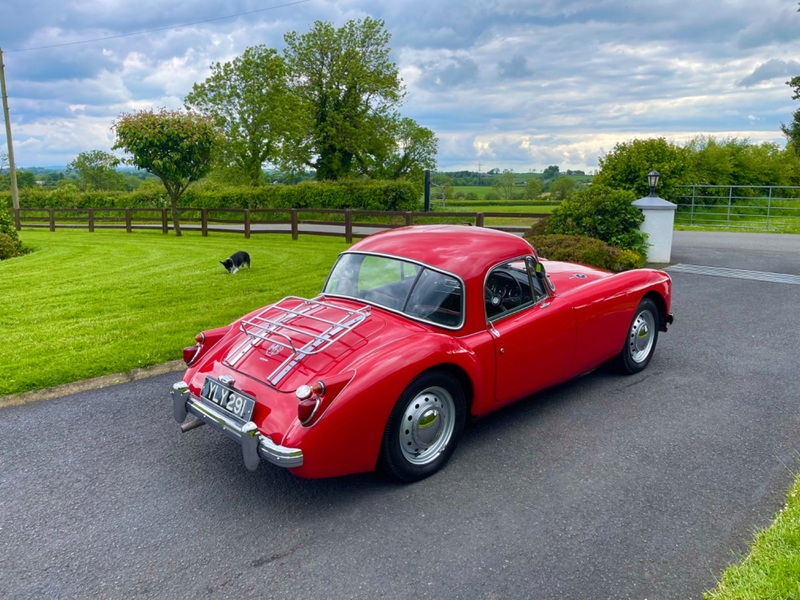 MG MGA