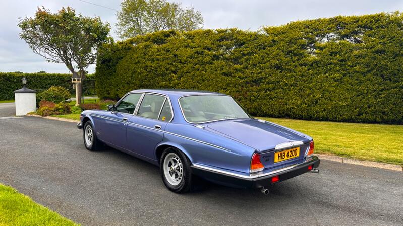 DAIMLER SOVEREIGN