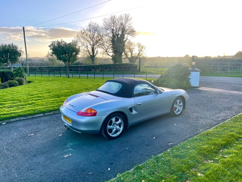 PORSCHE BOXSTER