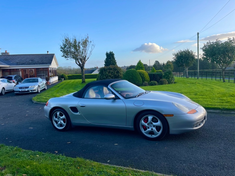 PORSCHE BOXSTER