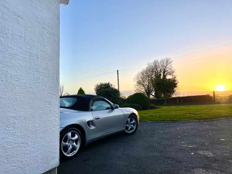 PORSCHE BOXSTER