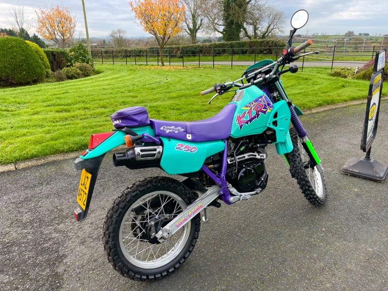 KAWASAKI KLR250