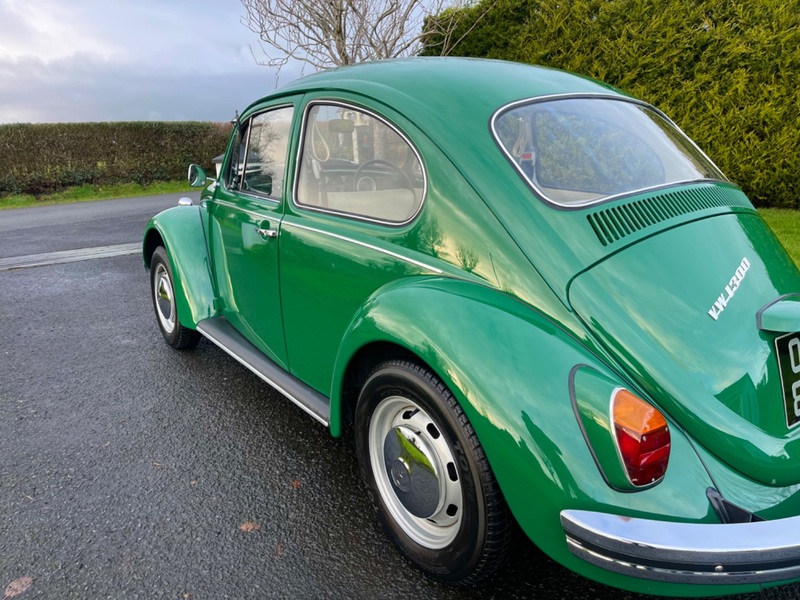 VOLKSWAGEN BEETLE