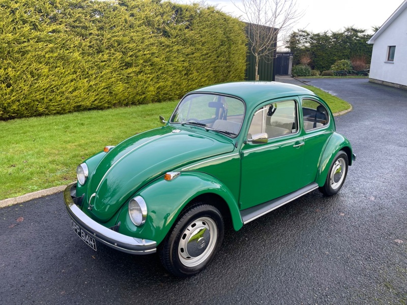 VOLKSWAGEN BEETLE