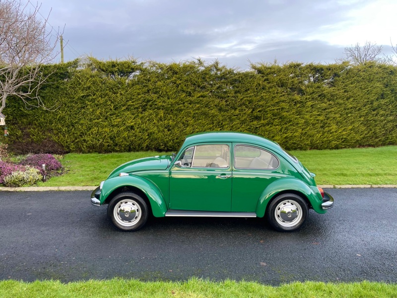 VOLKSWAGEN BEETLE