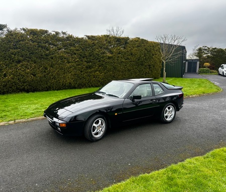 PORSCHE 944 2.5