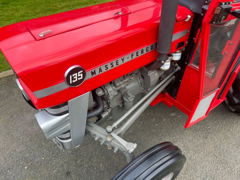 MASSEY FERGUSON 135