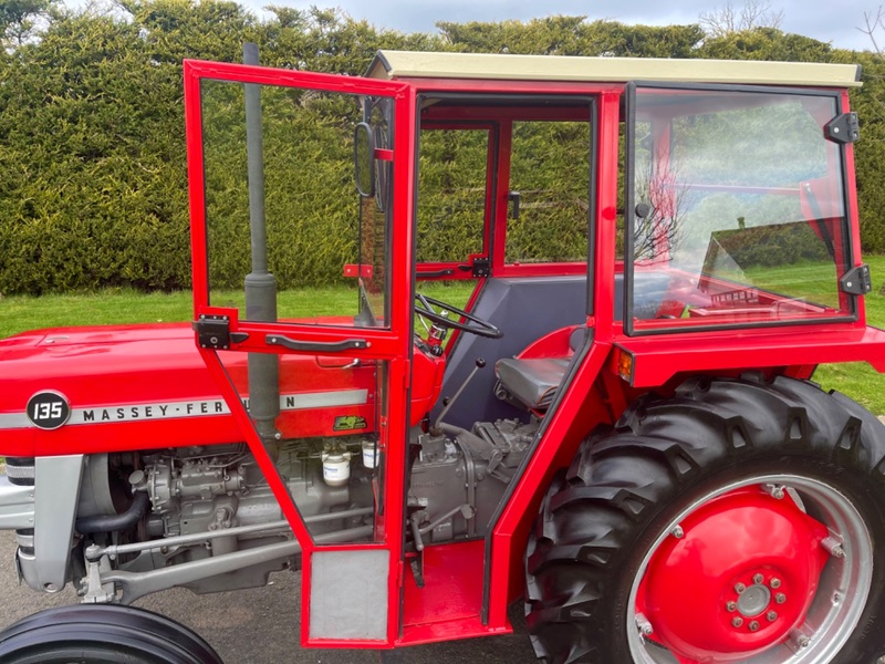 MASSEY FERGUSON 135