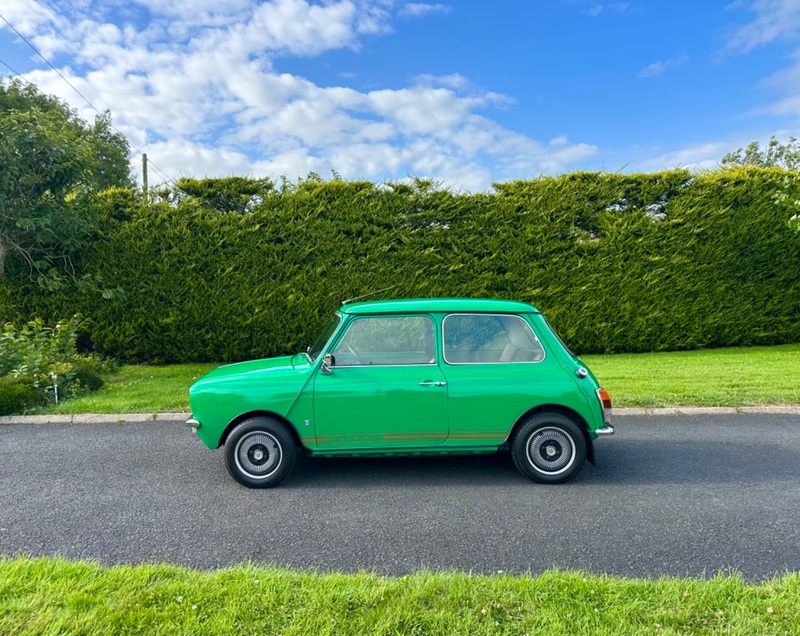 AUSTIN MINI