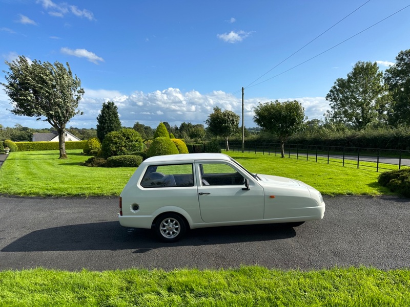 RELIANT ROBIN